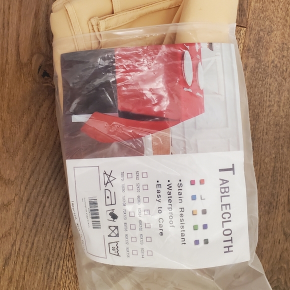 Obstal Rectangular Tablecloth - Picture 2 of 2